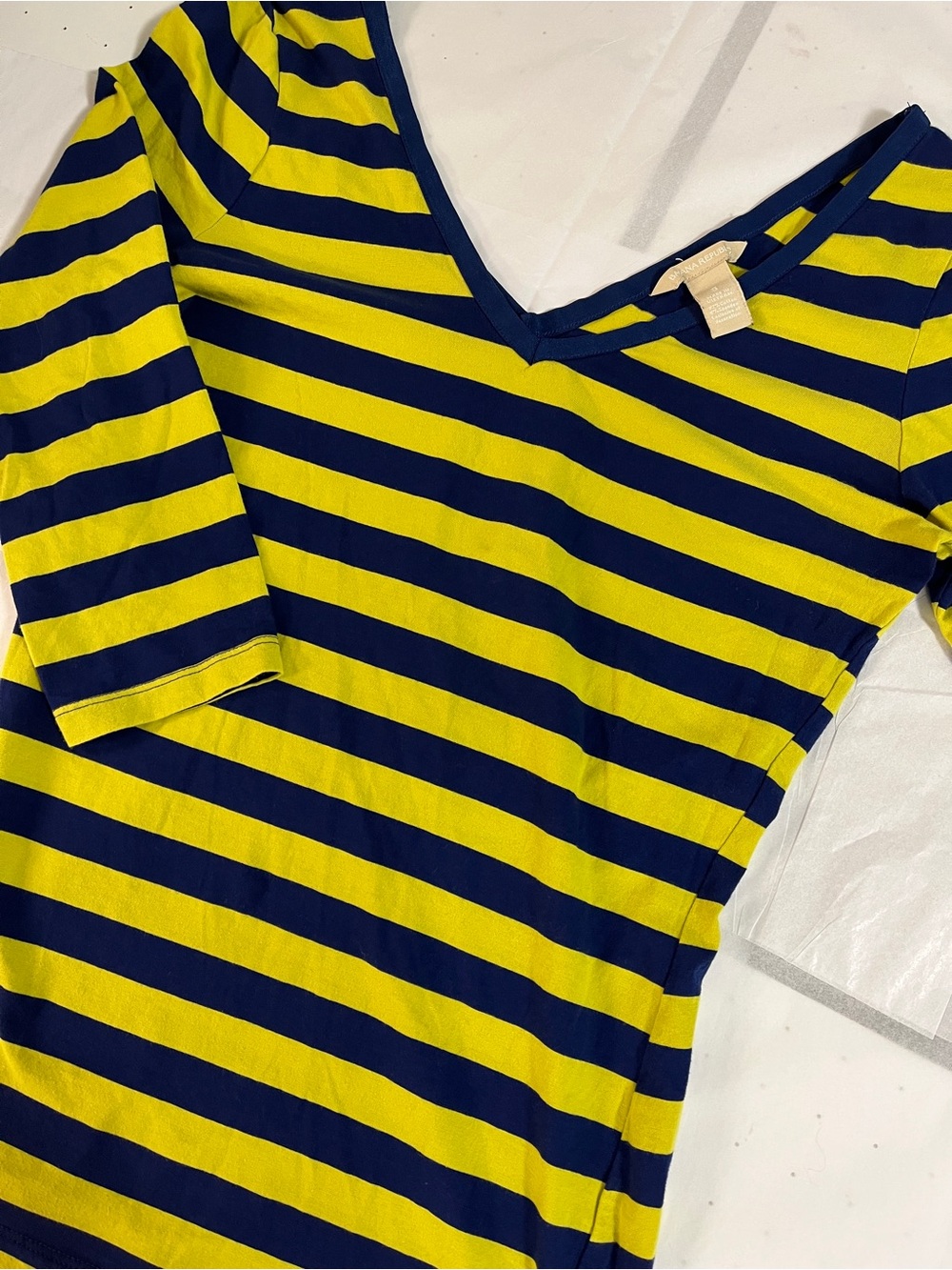 Banana Republic Striped double V-Neck Tee in Navy and Yellow women’s Small